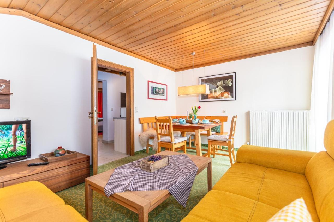 Haus Alexandra Lägenhet Werfenweng Exteriör bild
